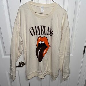 Alternative Cream Cleveland Browns Sweatshirt with Graphic Design